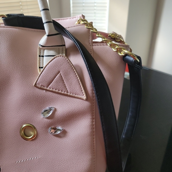 Sold - Picture 8 of 12